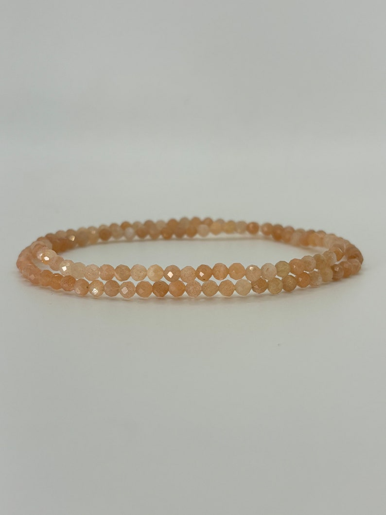 Sunburst anklet! Beautiful light colors perfect for the summer. Can be worn as a bracelet. Sold individually